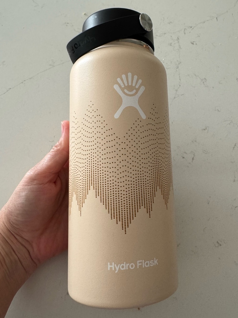 Hydro Flask Limited Edition Dawn Beige Wonder Collection Wide Mouth 32 oz bottle